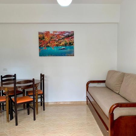 Maxus Apts Appartement Sarandë Buitenkant foto