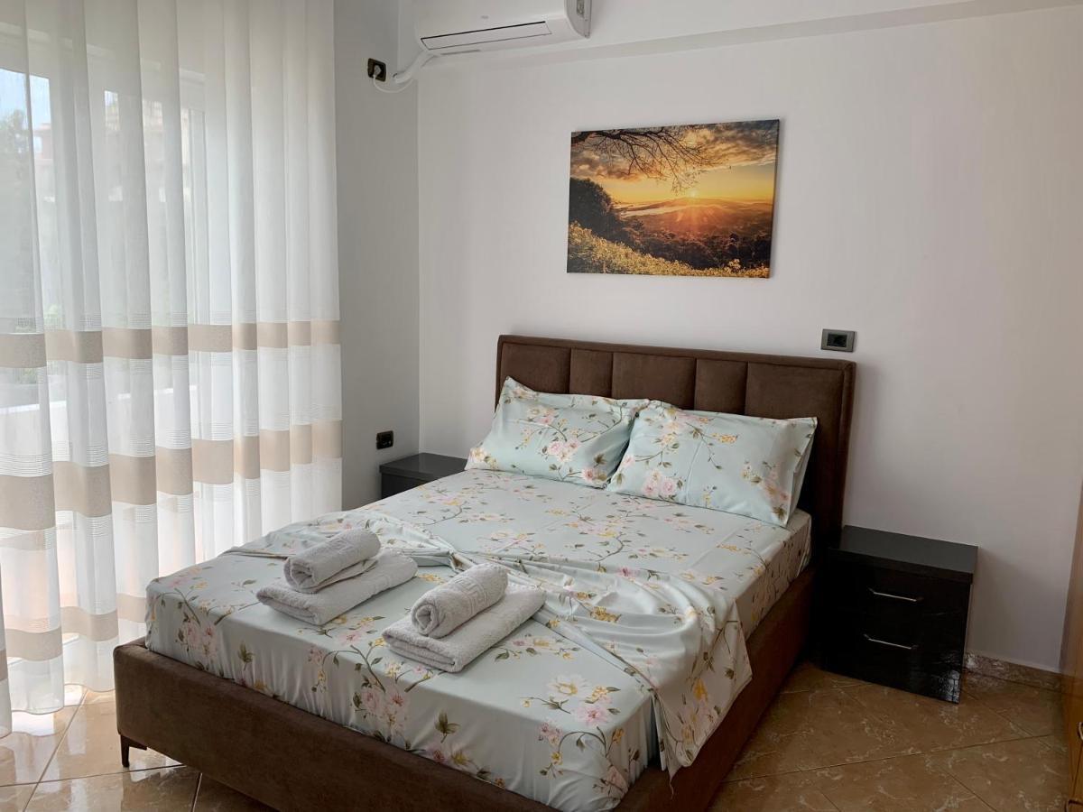 Maxus Apts Appartement Sarandë Buitenkant foto